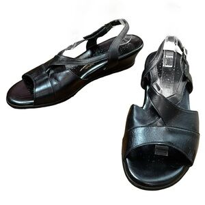 Vintage SAS Black Leather Slingback Open Toe Strappy Wedge Sandals Size 11